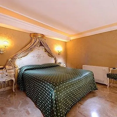 Hotel Canaletto Venice 3*,