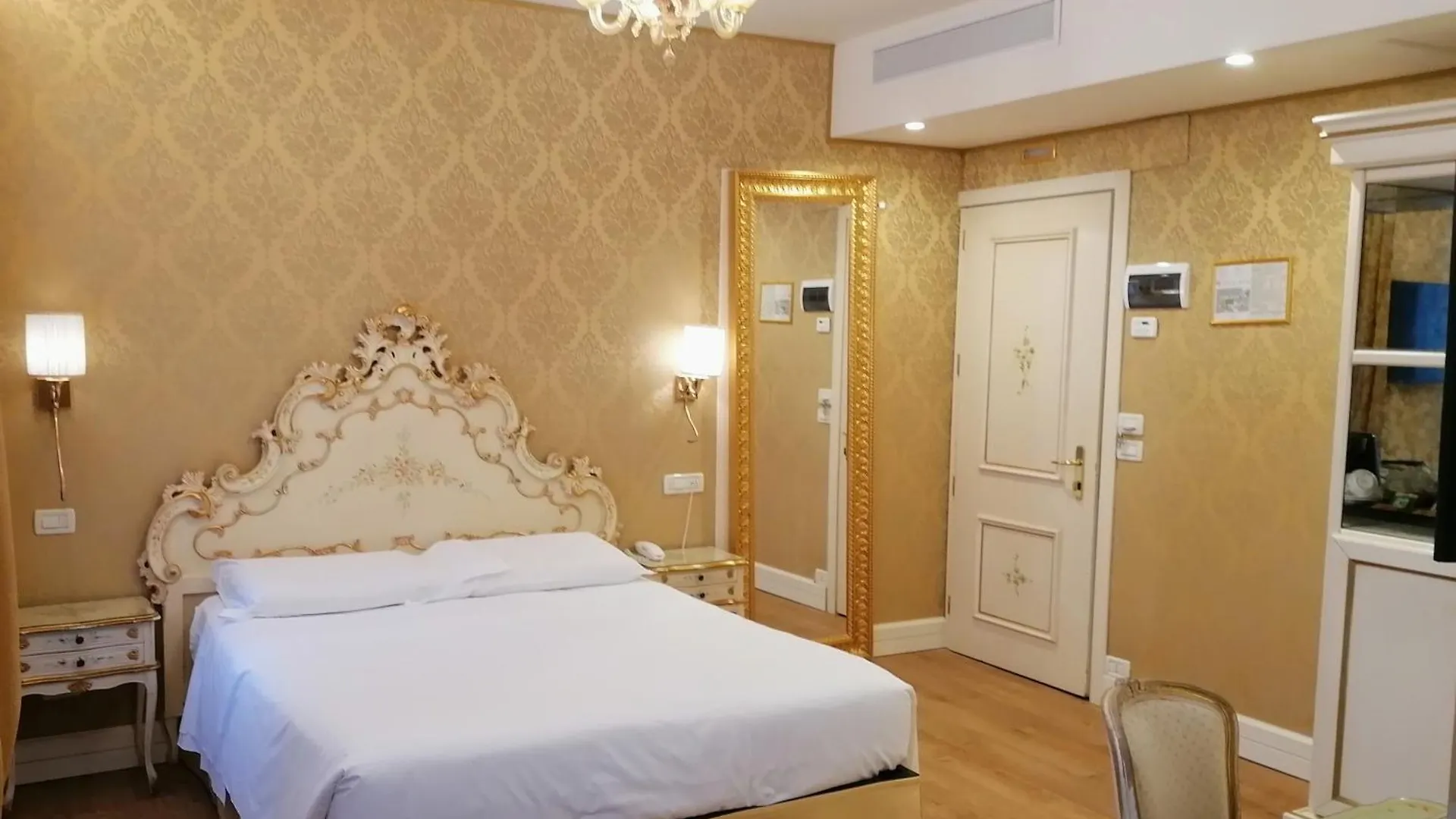 Hotel Canaletto Venice